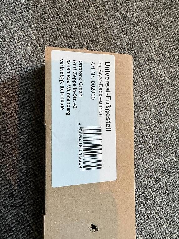 Badewannen: Universal Fussgestell Badewanne – Neu und originalverpackt aus Olten von Skorpion_0