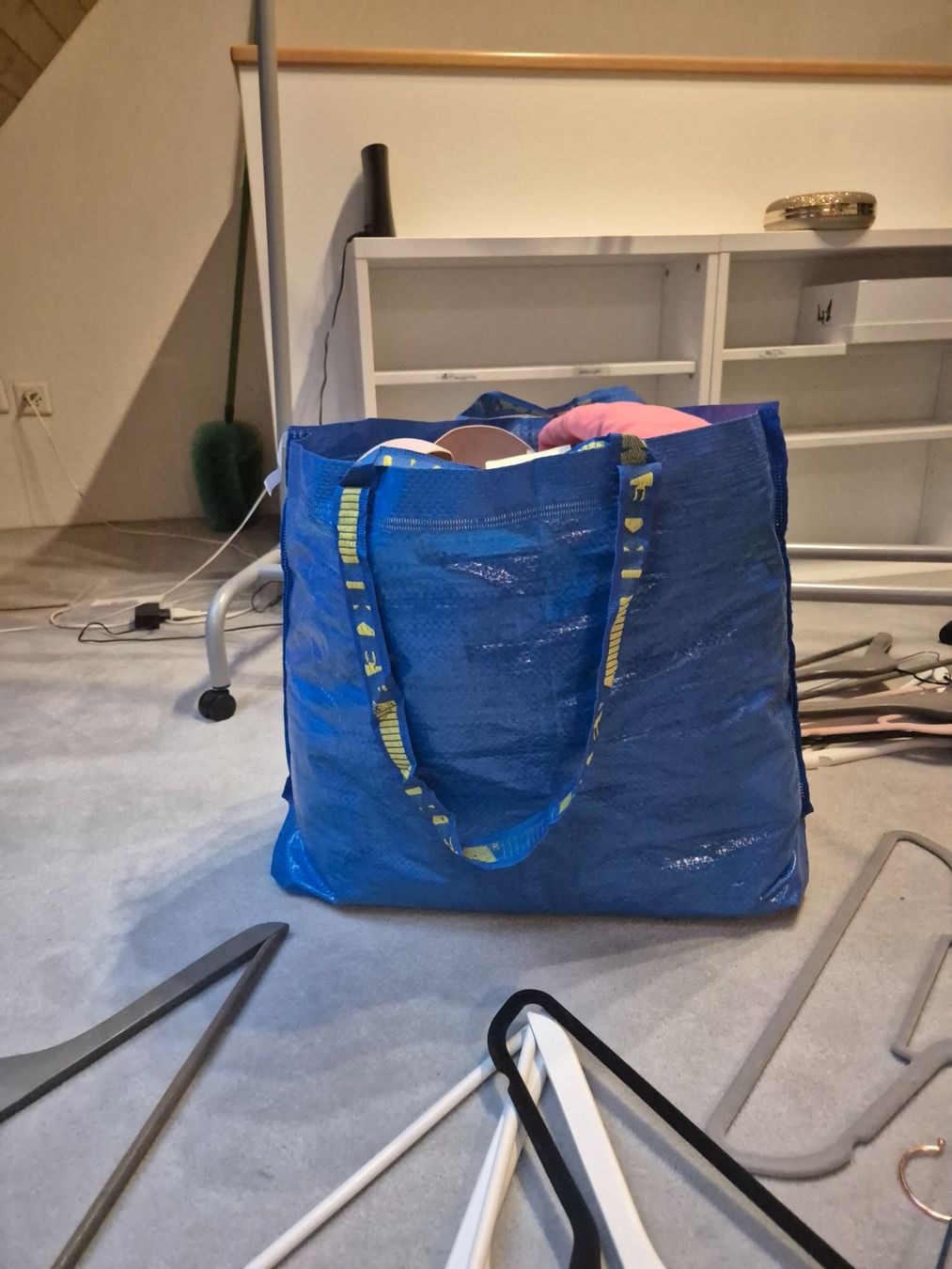 Lotti di vestiti: Kleiderpaket Gr S Gr 36 – Usato da Zürich venduto da Drago670 9