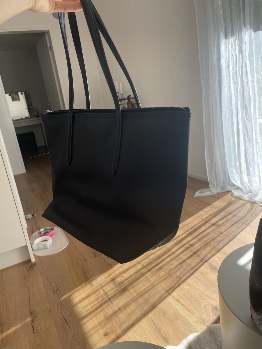 Lacoste Taschen für Damen: Lacoste Tasche  – Neu (gemäss Beschreibung) aus St. Gallen von web_r57v 1