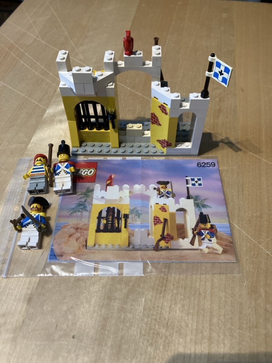 Lego Baukästen: Lego 6259 Broadside‘s Brig  – Gebraucht aus Glarus von Jhuber78