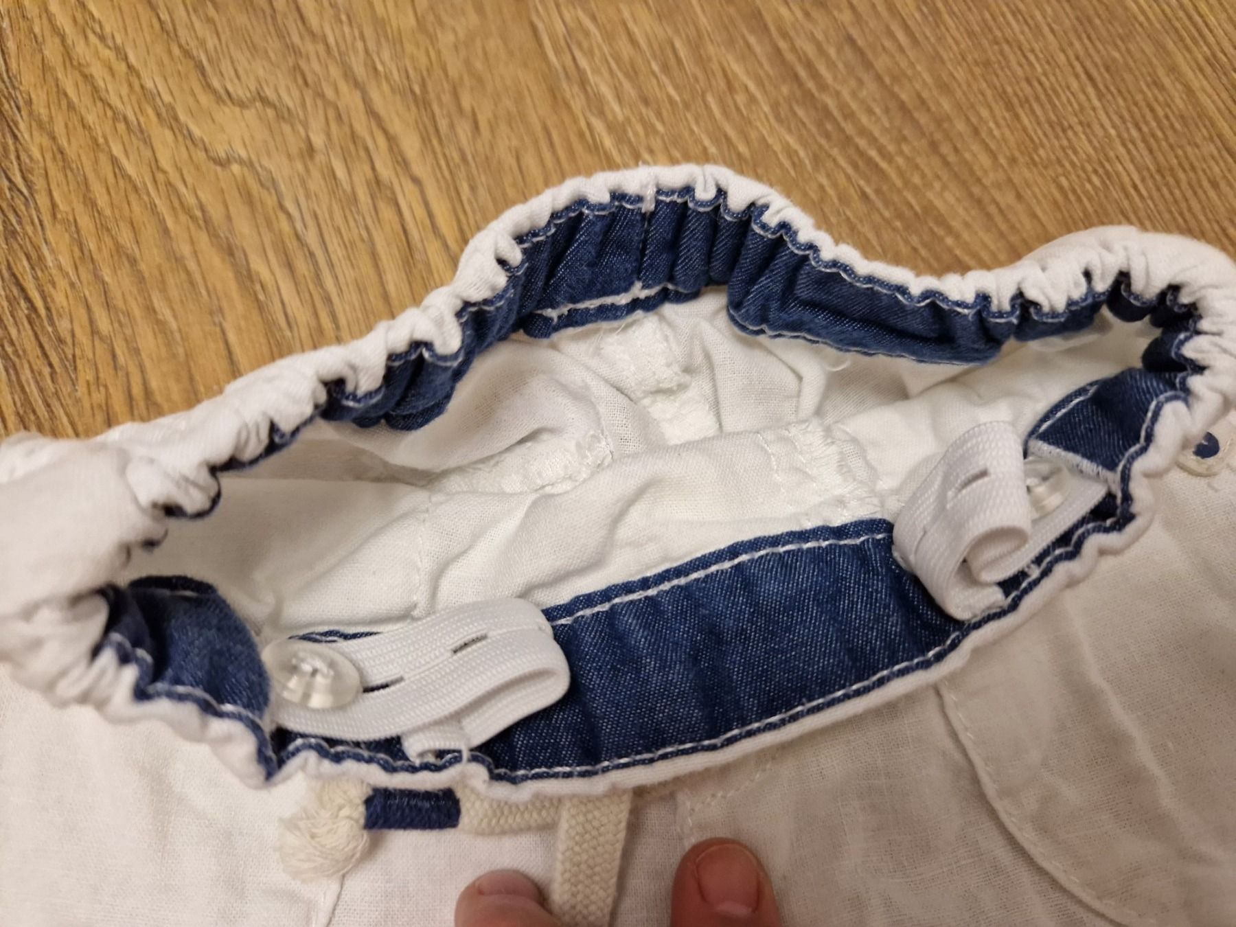Pantaloni: Hose, Stoffhose weiss Gr. 74 – Usato da Nebikon venduto da Japostyle 2