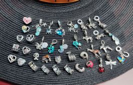 Charms kompatibel mit Armband.