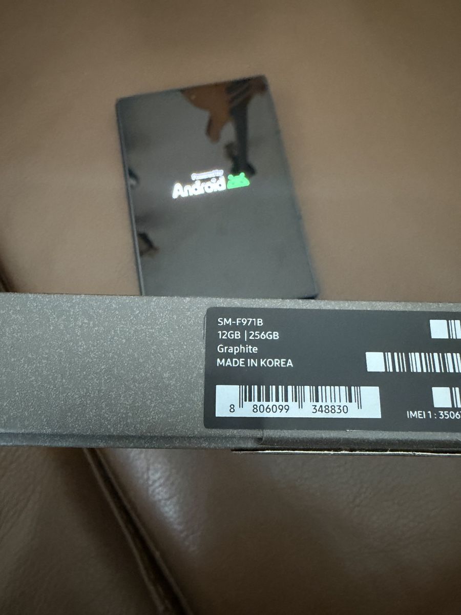 Samsung Portables: Samsung Galaxy Z Fold8 Fold 8 - 256Gb - Graphite - Neuf – Neuf (Voir description) à Meyrin par Samos23 6