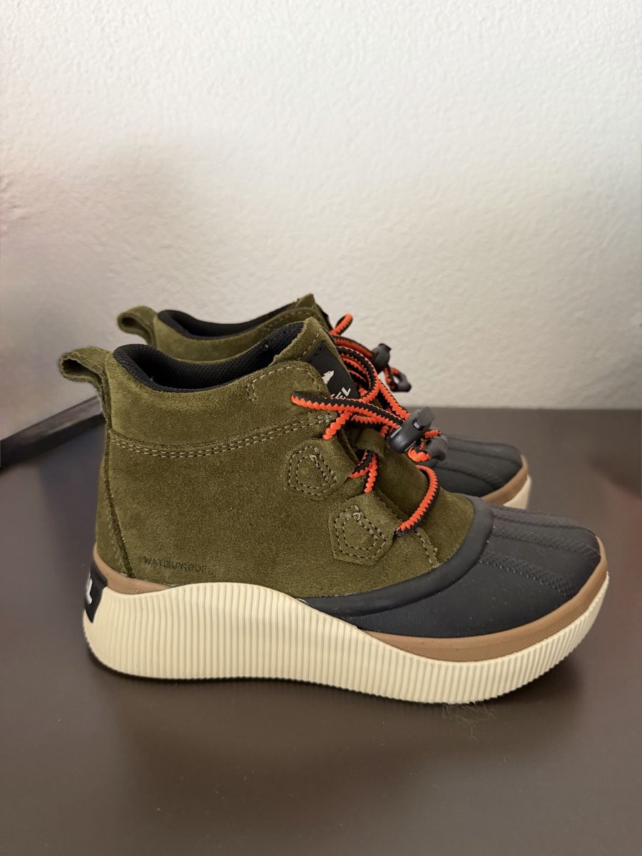 Sorel Schuhe für Jungen: Sorel Grösse 33 NEU – Neu und originalverpackt aus Bern von Olenush