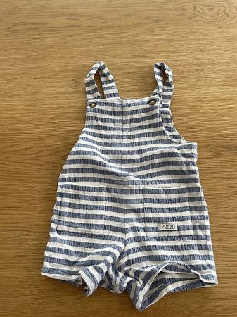 Kurze Latzhose von DONSJE Gr. 12-18M