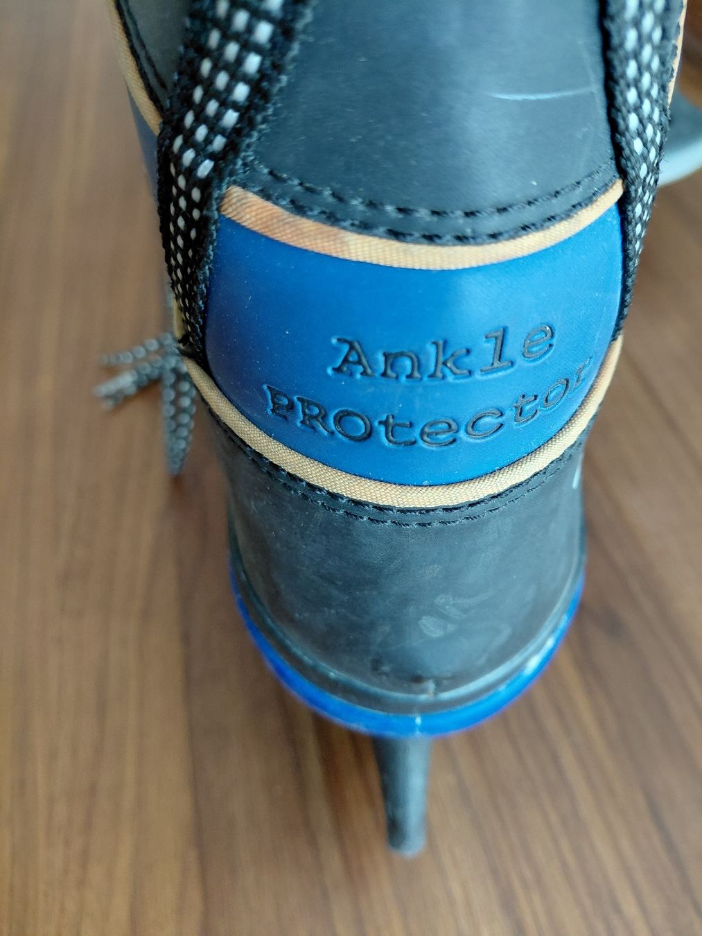 Patins à glace: Schlittschuhe Chimo Gr 39 – D'occasion à Ittigen par bay_qtj2 2