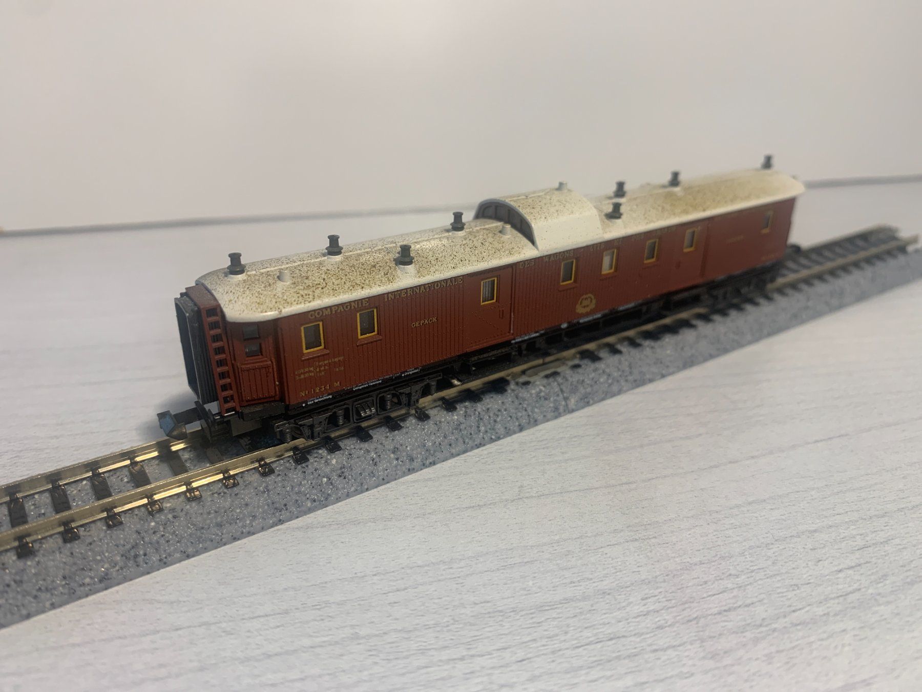 Trix Modellini di ferrovie: Mini Trix Spur N  Orientexpress Balkanzug Innenbeleuchtung – Usato da Unterengstringen venduto da Tobaz 1