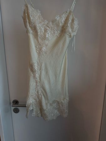 Slip Dress satin creme mit Spitze Grösse S guter Zustand