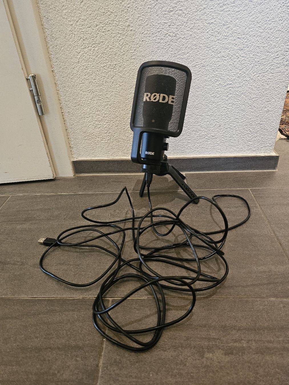 Røde Microphones: Rode NT-USB Aufnahmemikrofon – D'occasion à Melchnau par mariofreiermuth 1