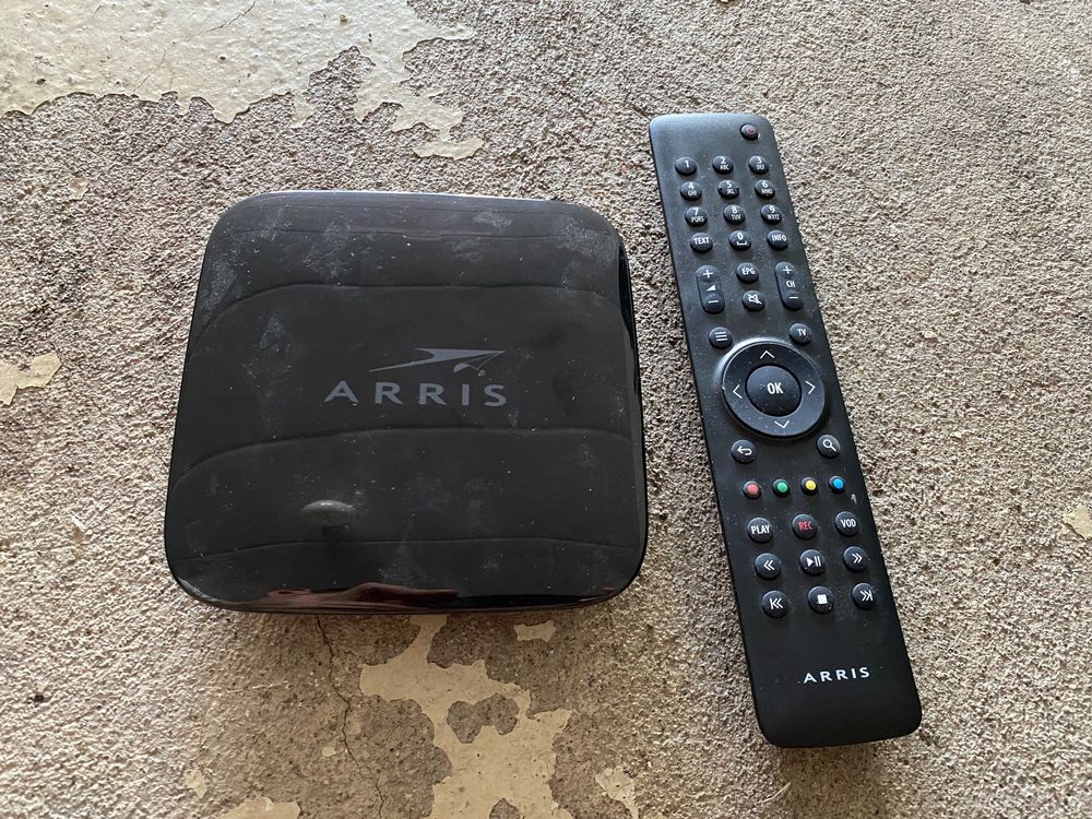 ARRIS VIP1113 TV SetTopBox Kaufen auf Ricardo