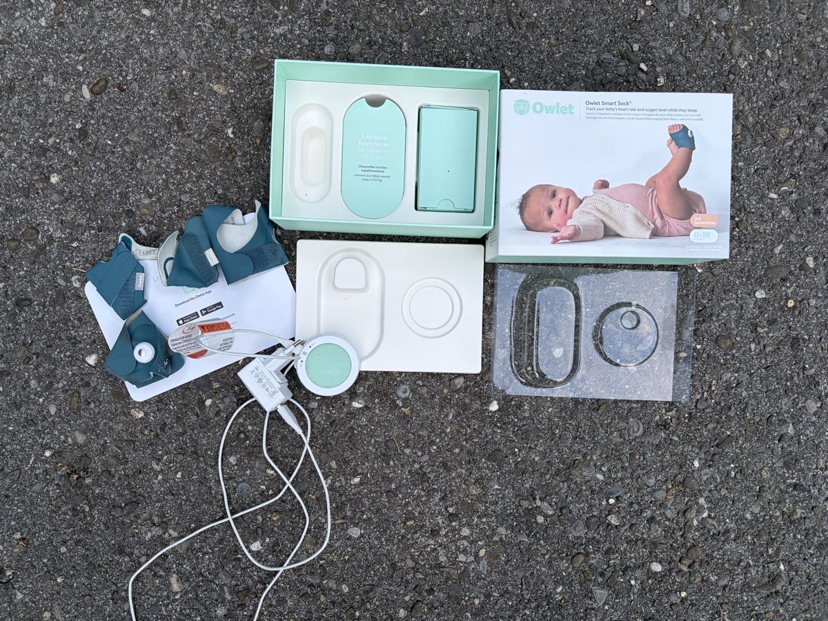 Babyphones: Owlet Smart Sock 3. Generation mit Basisstation, komplett – D'occasion à Müntschemier par R.e.b.e.c.c.a 6