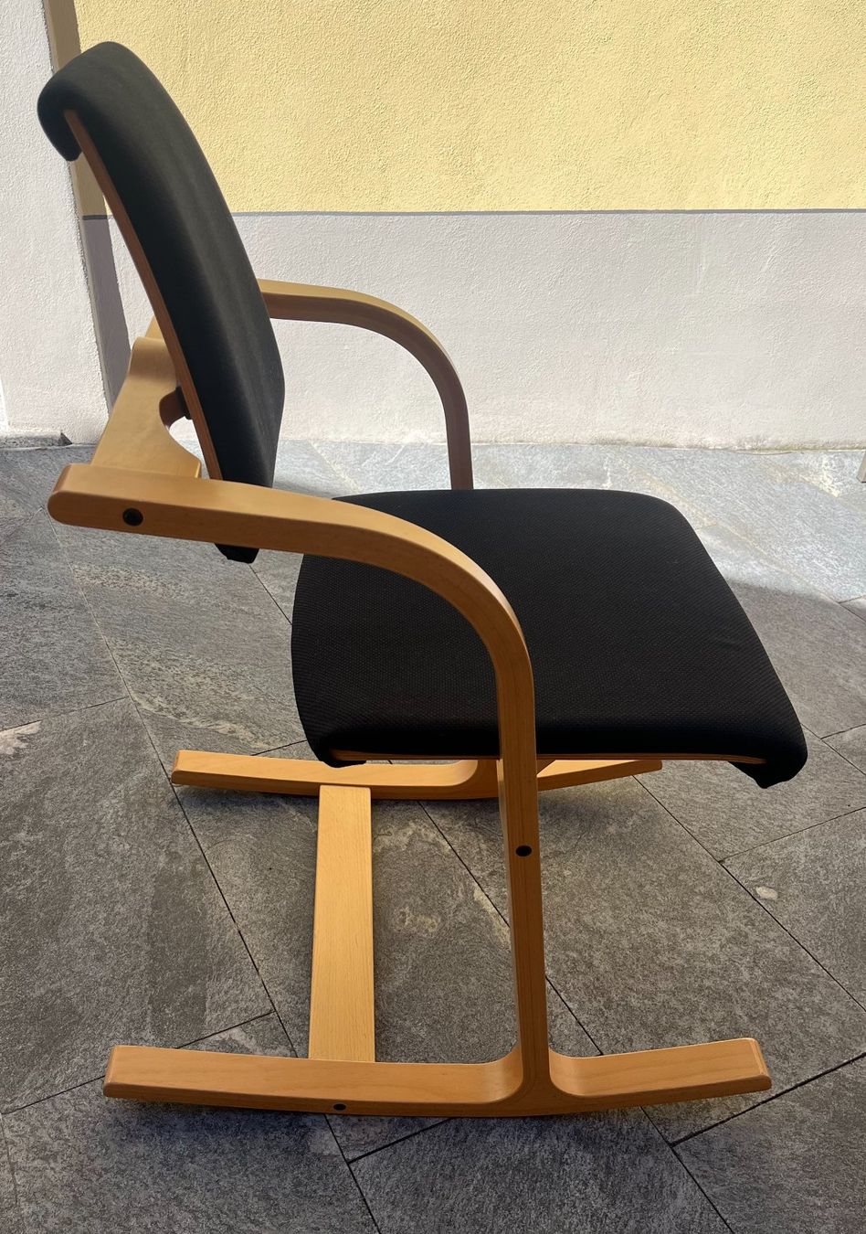 Stokke Chaises: Sedia ergonomica originale Stokke Actulum di Peter Opsvik – D'occasion à Rivera par lor_p69f 4