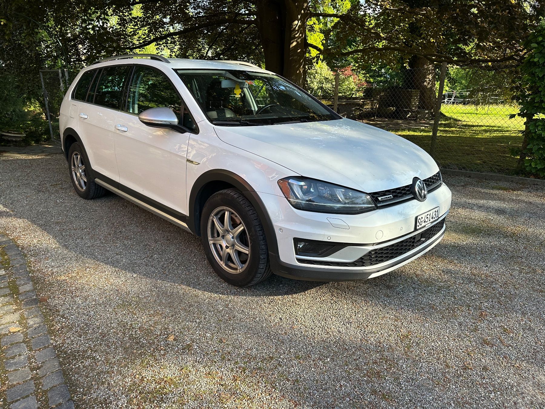 VW Autos: ***VW Golf 7 2.0 TDI Automat Weiss *** – Gebraucht aus St.Gallen von maxi1979 4
