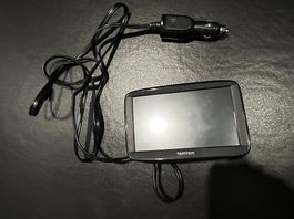 TomTom XL Navi (4,3") inkl. Auto-Ladekabel mit Stau-Antenne