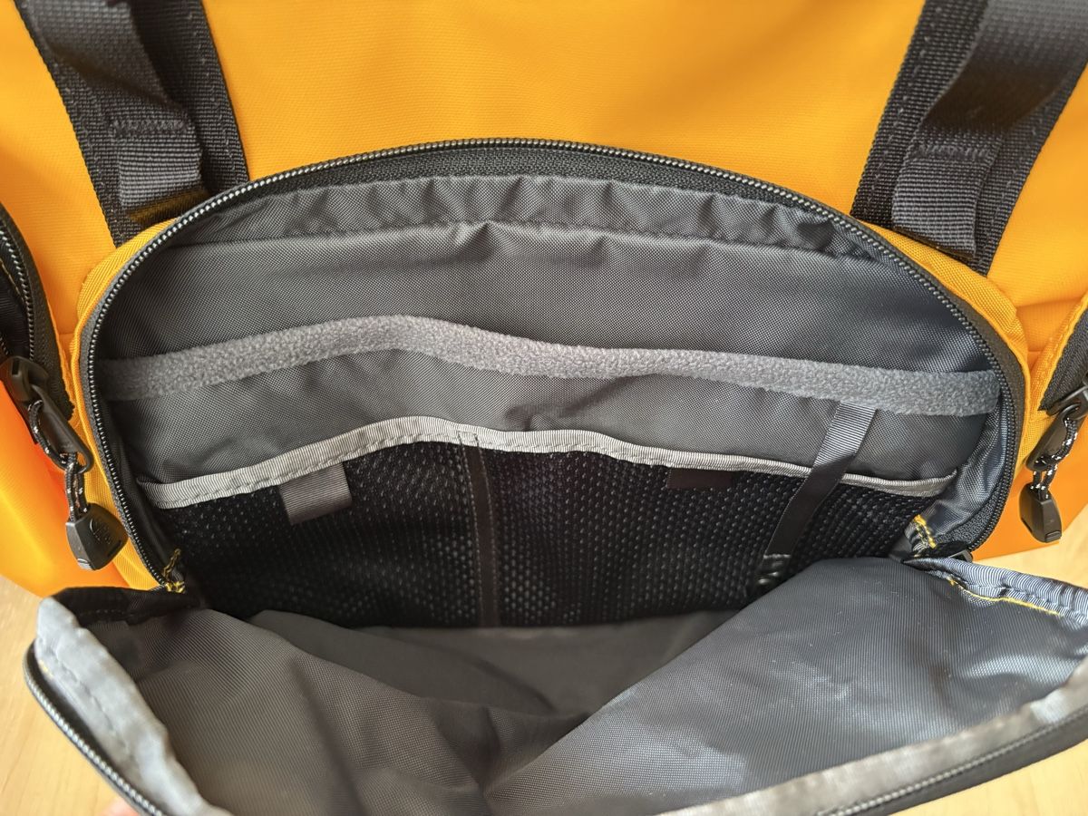 North Face Rucksäcke: The North Face Base Camp Tagesrucksack – Neu (gemäss Beschreibung) aus Solothurn von boenisworld 1