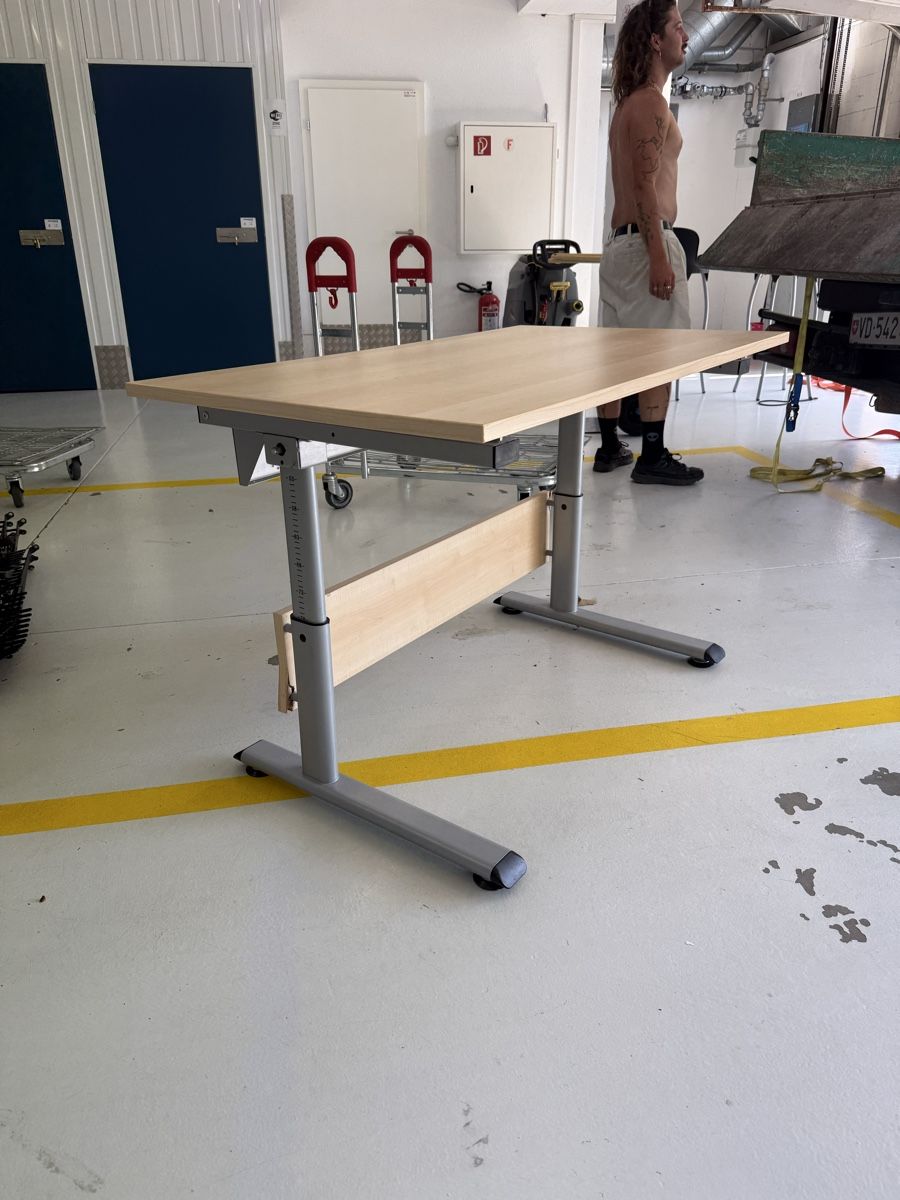 Tische: Table d’architecte  – Gebraucht aus Lausanne von Unehistoiredesapes