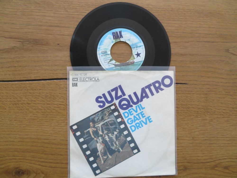 Suzi Quatro Single: Devil Gate Drive 7