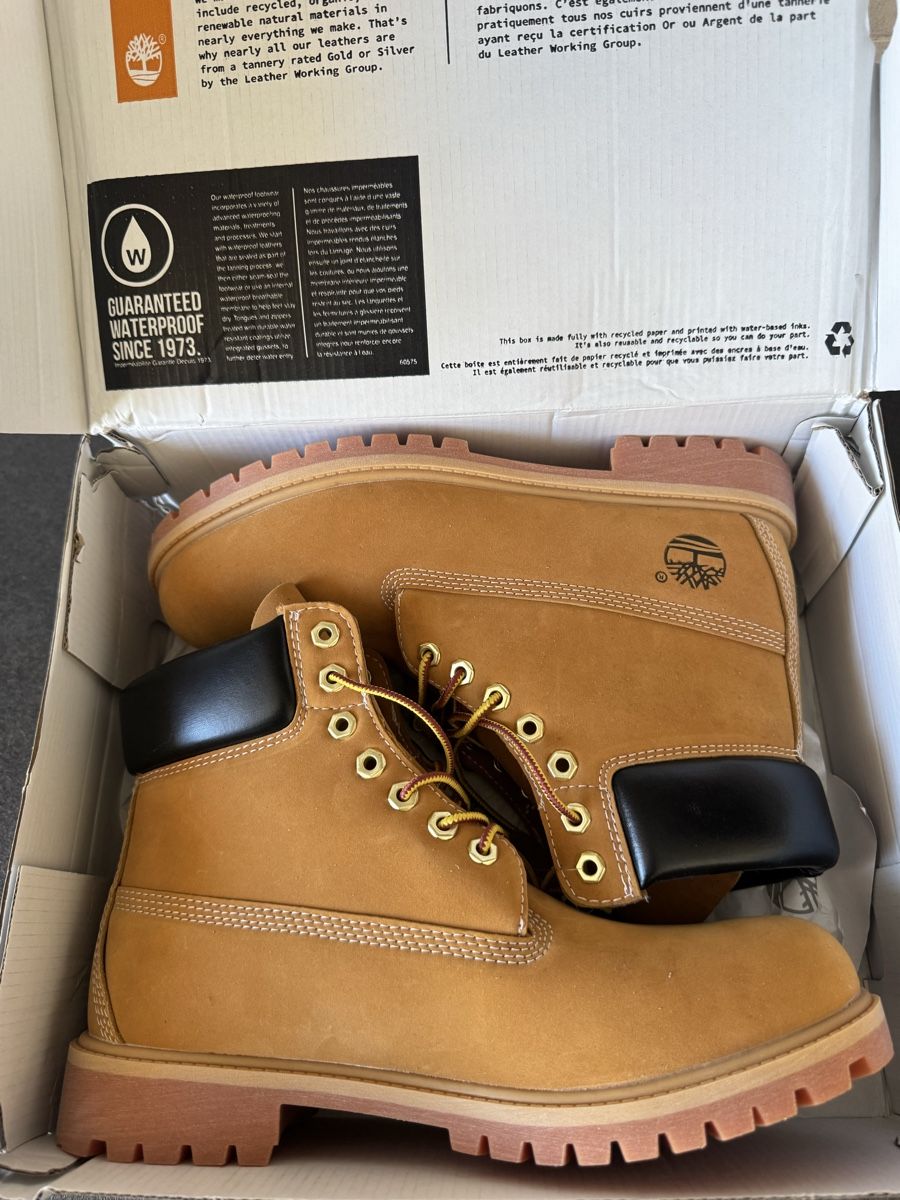 Timberland Scarpe da uomo: Timberland Boots Size 44 – Nuovo (secondo la descrizione) da Lausanne venduto da Kel_04