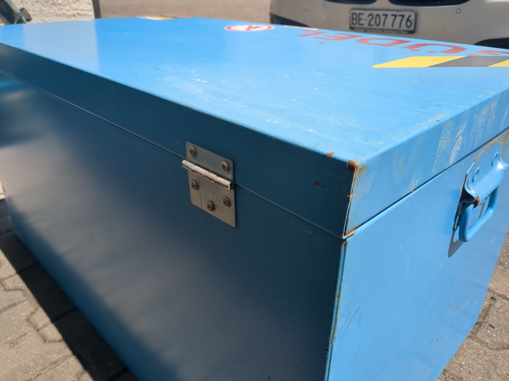 Recipients et similaires: Blaue Metall/Blech Werkzeug Box – D'occasion à Reutigen par pe.sp 4