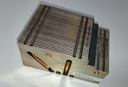 HP ProLiant DL385p Gen8 691267-001 - 681108-001