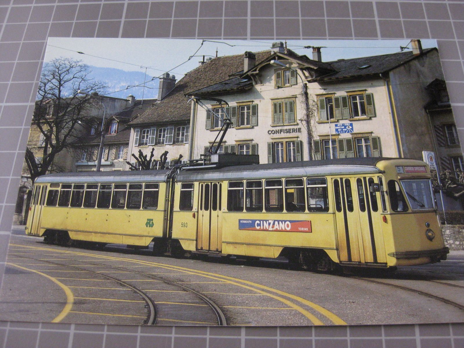 Cartoline postali: Neuchâtel Boudry mit Tram – Usato da Malters venduto da Marosko