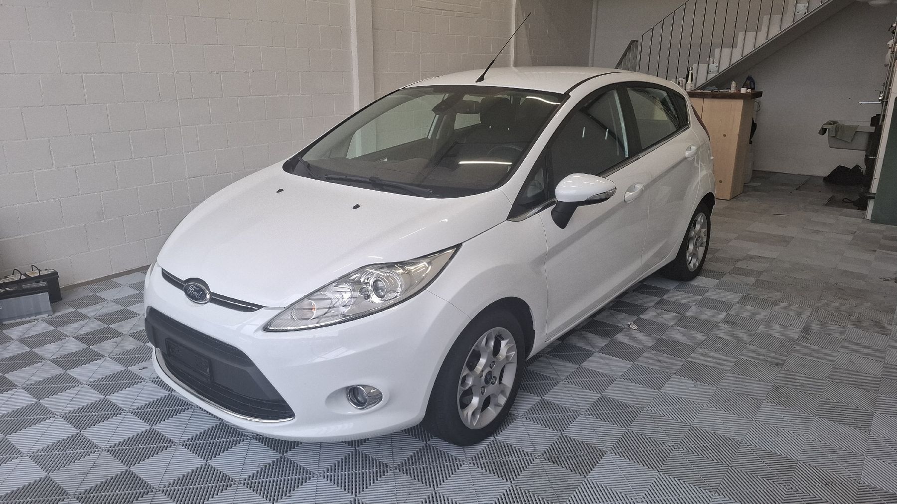 Ford Automobili: Ford Fiesta 1.4  – Usato da Döttingen venduto da GCSCupertino 2
