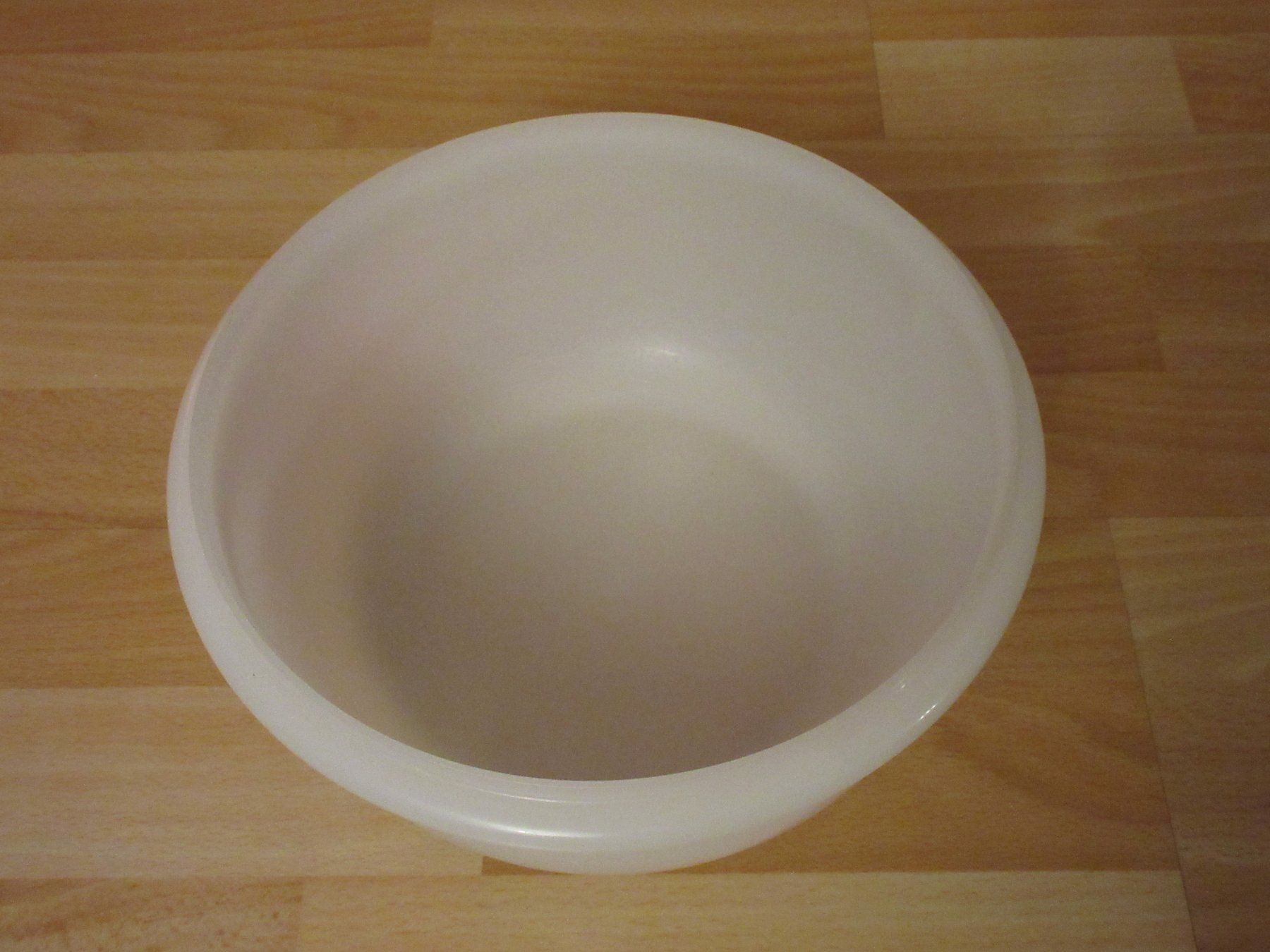 Coupes: Tupperware Teigschüssel – D'occasion à Kaisten par renault015 1