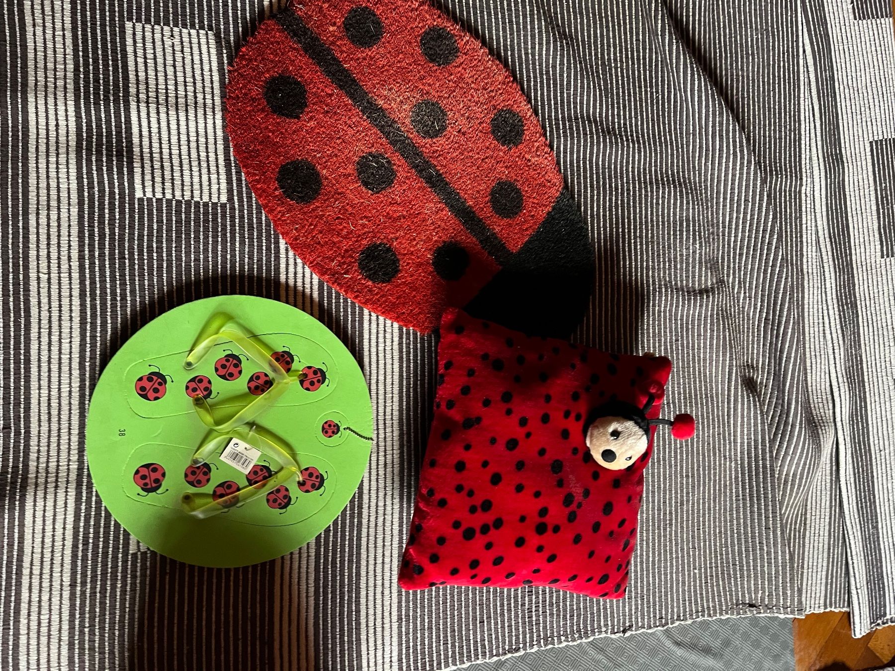 Alle Dekorationen: Bibelots coussin tapis coccinelle – Neu und originalverpackt aus Veyrier von kimedovapa 1