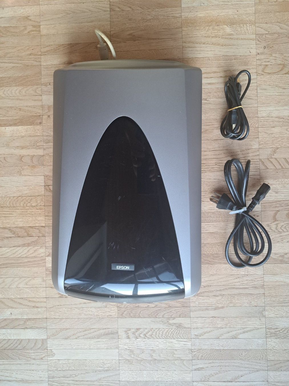 Epson Scanner: Scanner Epson Perfection 4870 Photo + Software – Usato da Zwingen venduto da Tigertimmi 1