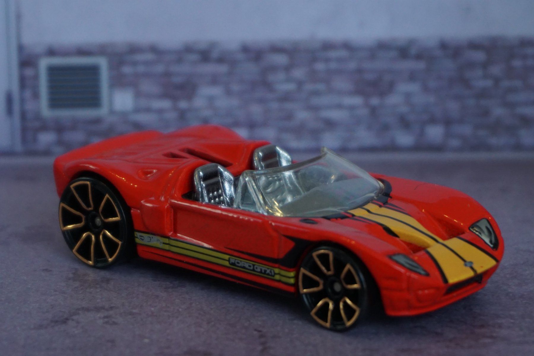 Hot Wheels Modellini d'auto: HotWheels Ford GTX1 COOL !!!!!!!!!!!!! – Usato da Reiden venduto da Doppeldecker69