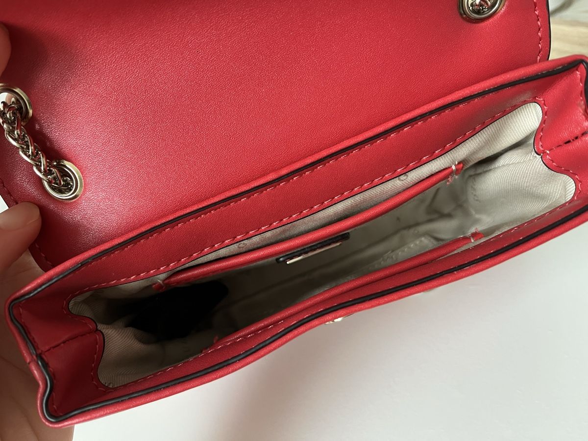 Guess Borse da donna: Guess Handtasche – Usato da Holziken venduto da Xjj19 6