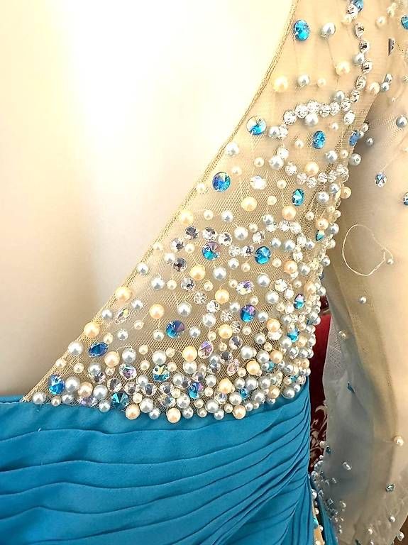 Vestiti: Abendkleid türkis blau – Usato da Luzern venduto da Brokiland 1