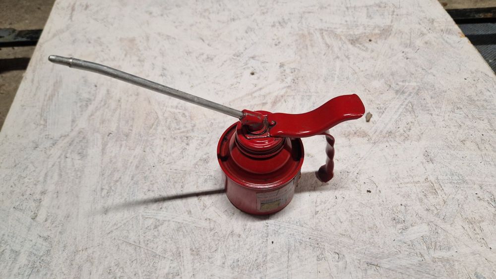 Burette d'huile ancienne Kaufen auf Ricardo
