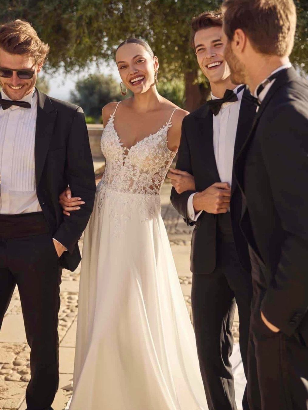 Vestiti: Secondhand Brautkleid Modeca "Grand", Grösse 34-36 – Usato da Brunnen venduto da Herzig-Brautmode 3