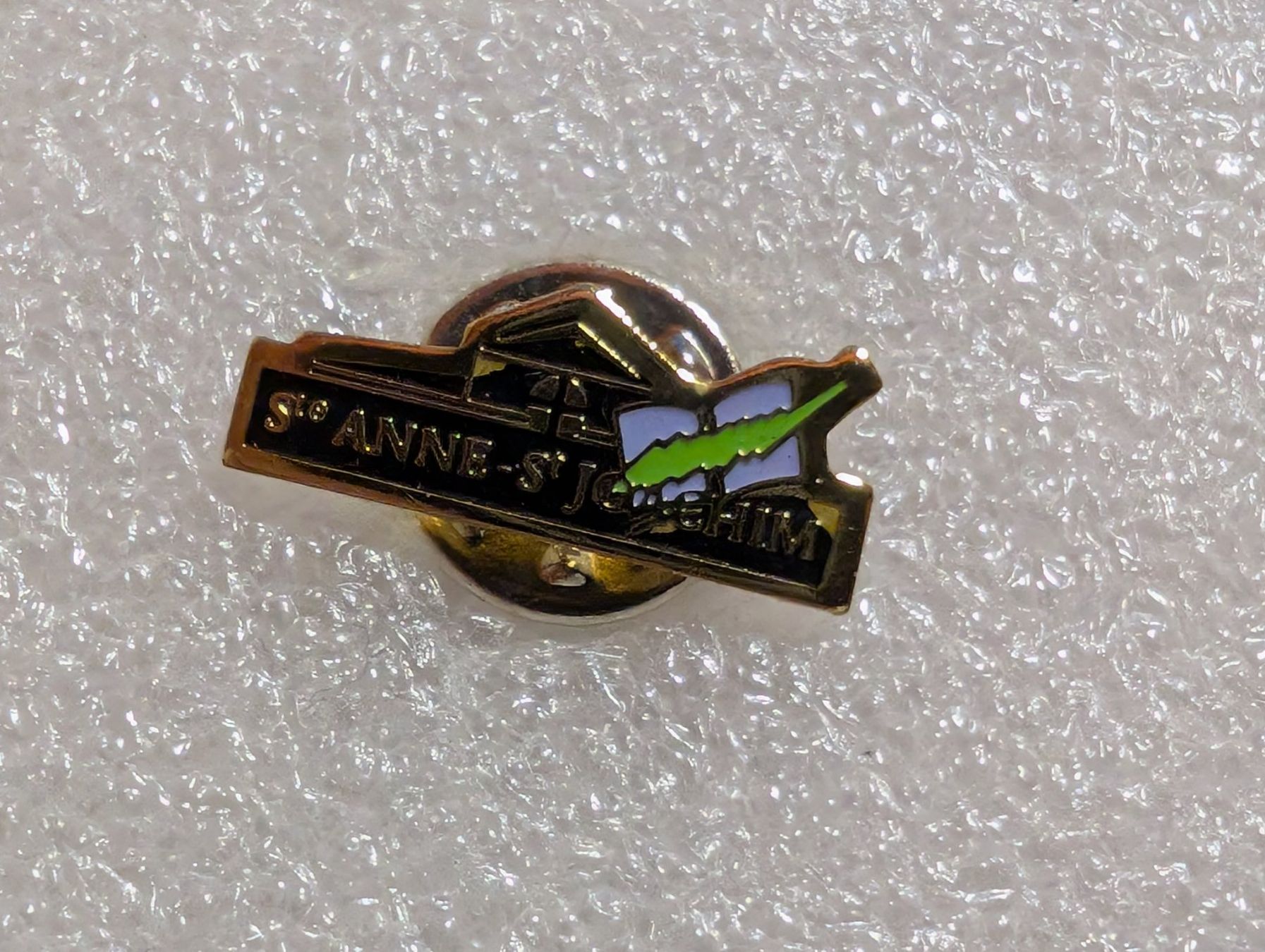 Plaquettes & Badges: Ansteckpin 204: – D'occasion à Oppligen par Pin-Fall-Shop