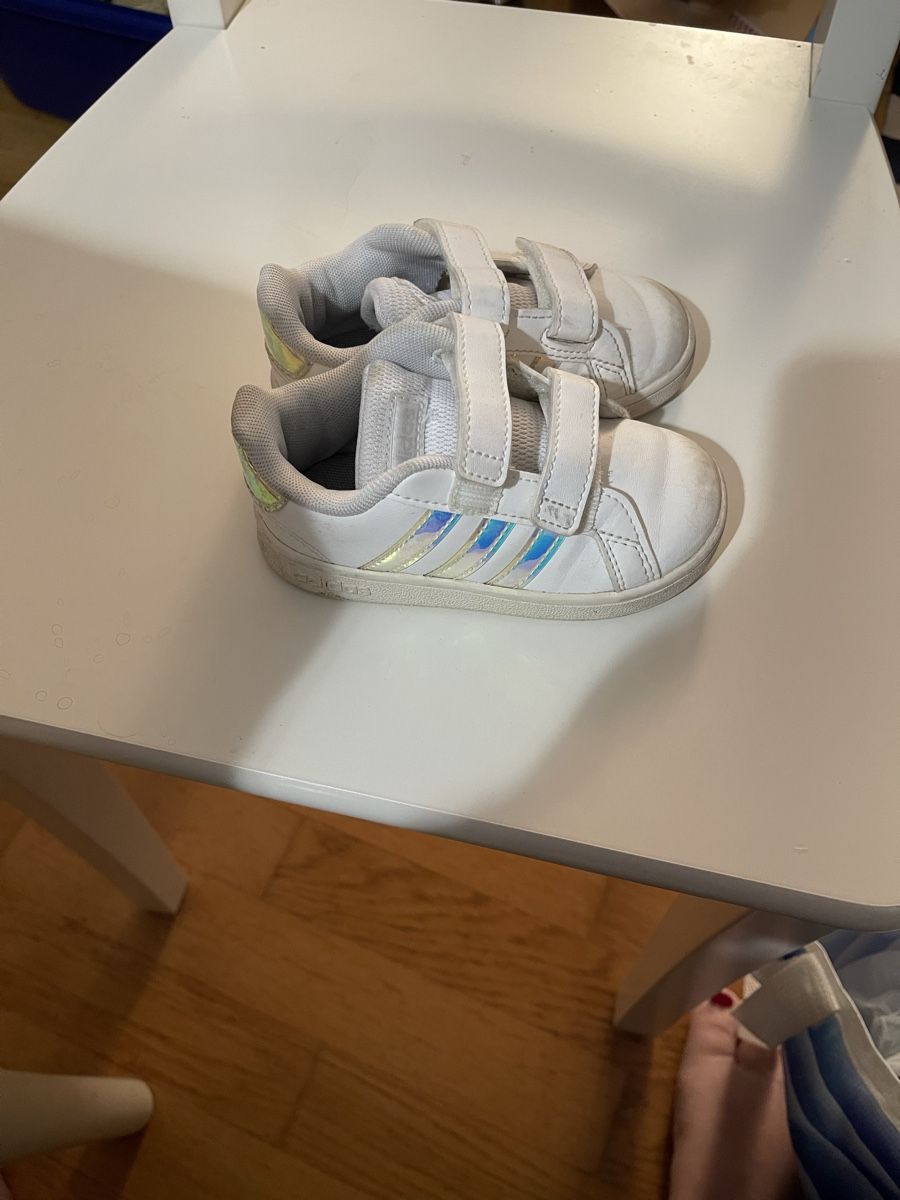 Scarpe per ragazzi: Kinderschuhe Paket:  - Grösse 22 – Usato da Trimbach venduto da rut_h9vk 2
