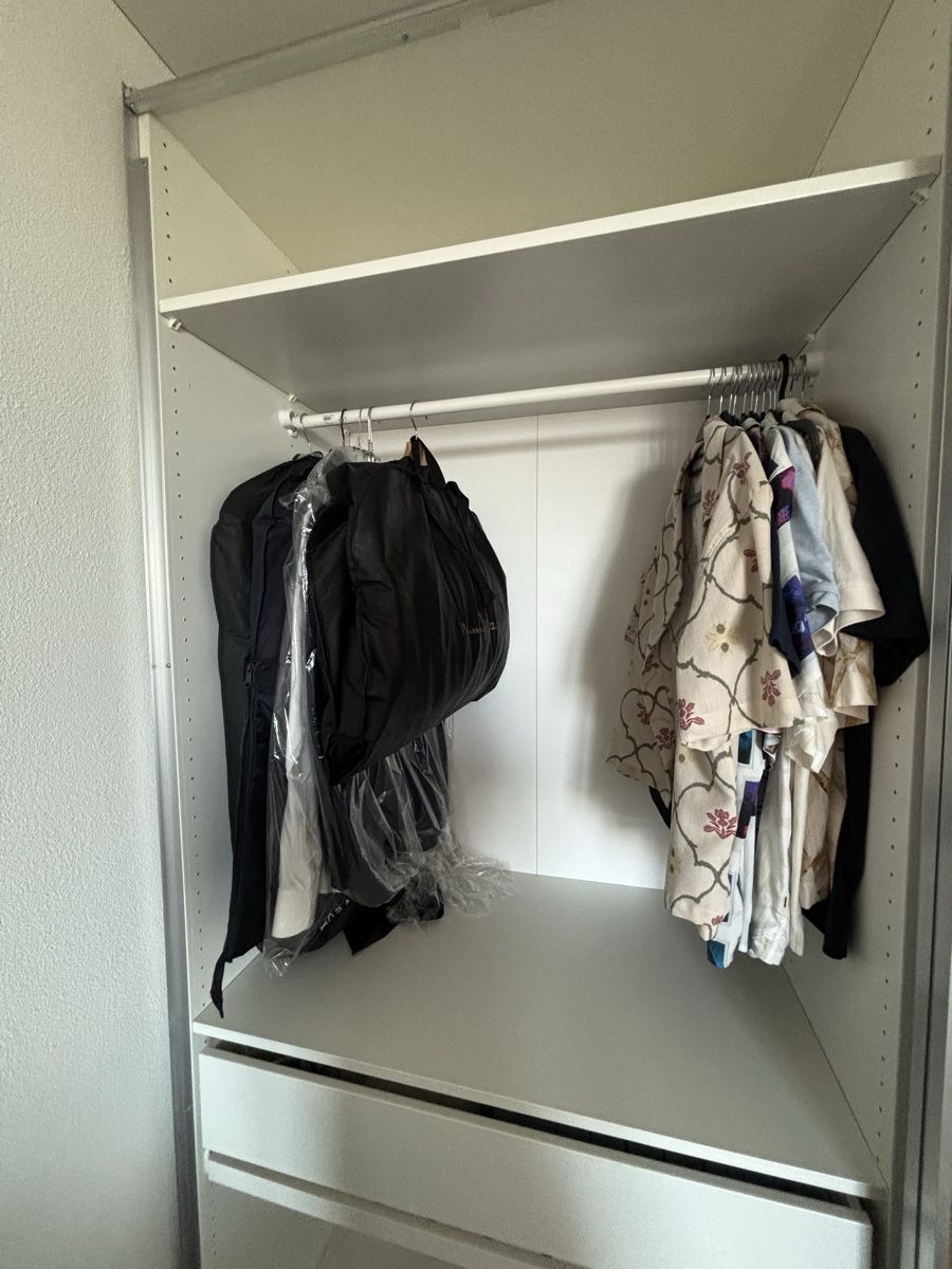 Ikea Armadi: IKEA PAX - 236x200x58 – Usato da Spreitenbach venduto da 94l_9shv 8