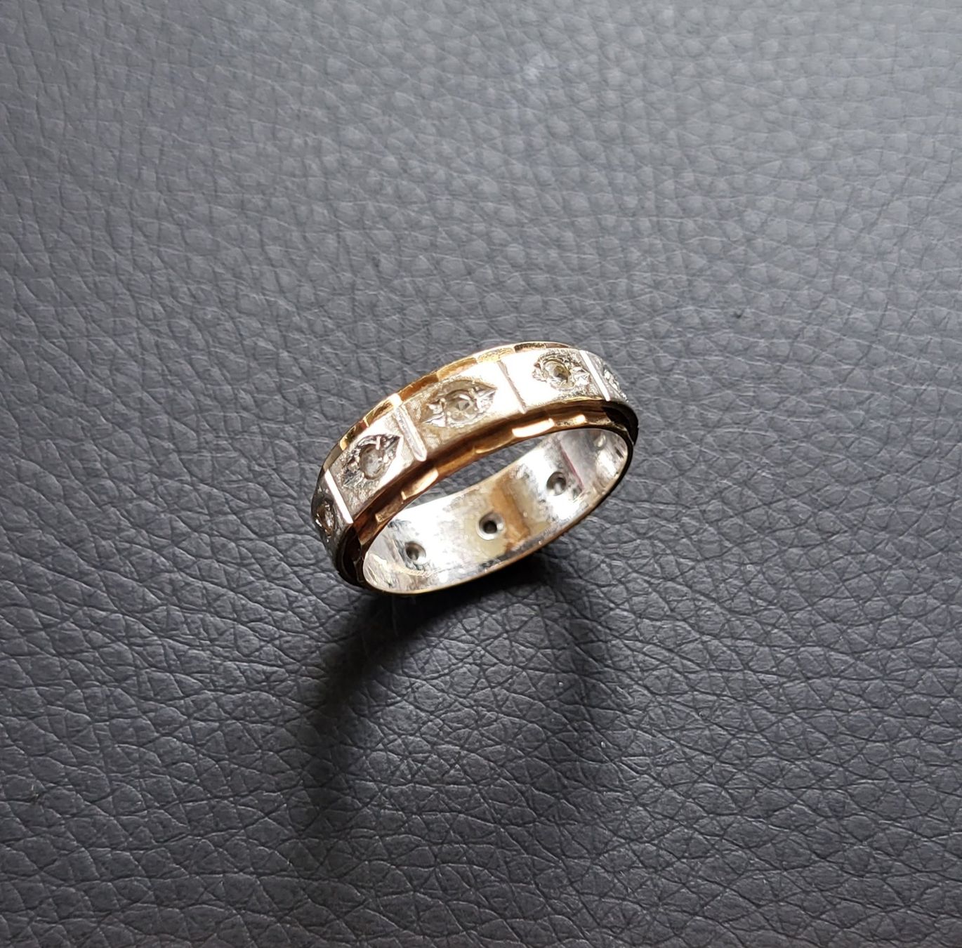 Anelli: Gold Alliance Ring Mit Steine – Usato da Wald ZH venduto da Dasilver 2