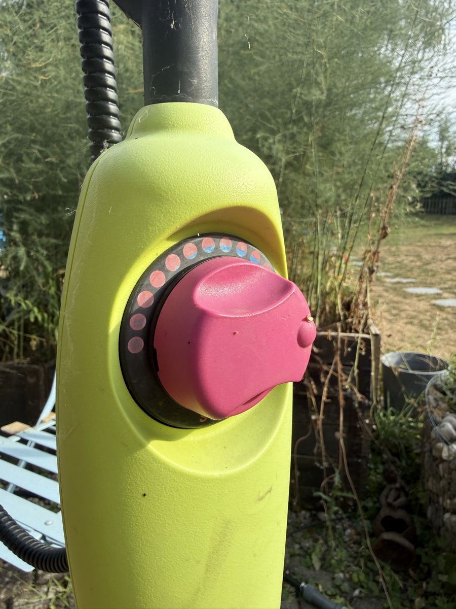 Douches: Garten Solardusche mit Fuss und Brause – D'occasion à Bätterkinden par rip2000 3