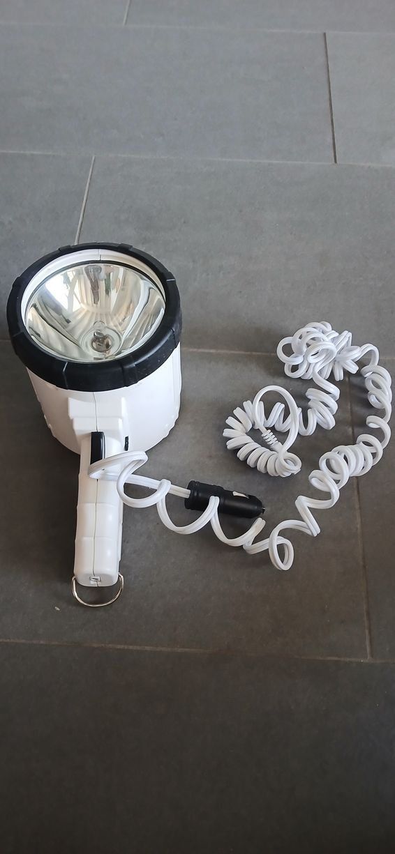 Lampen: Campinglampe – Gebraucht aus Kerzers von Lacky88