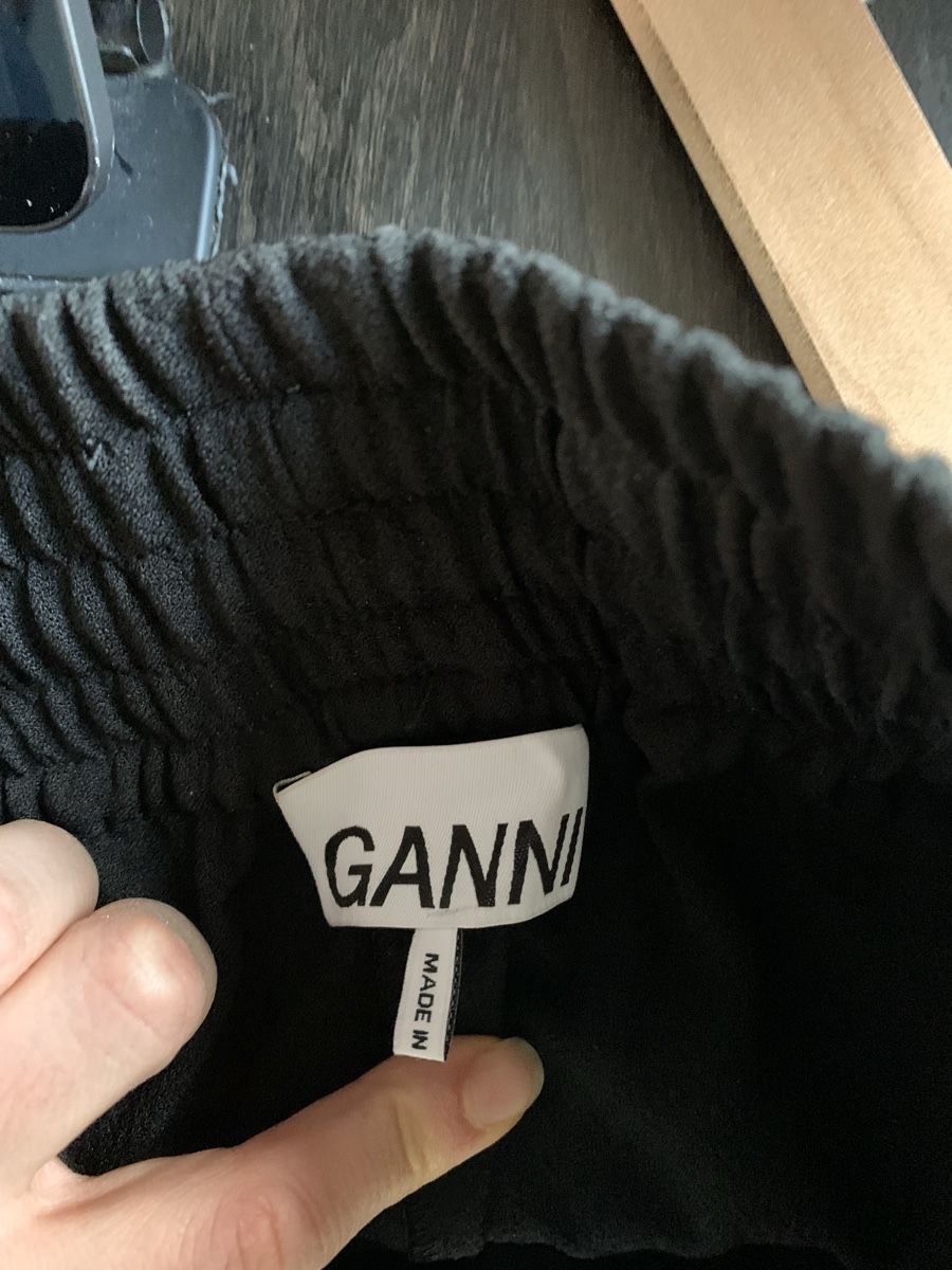 Ganni Hosen: Pantalon large Ganni – Neu (gemäss Beschreibung) aus Genève von vic_s9c5 3