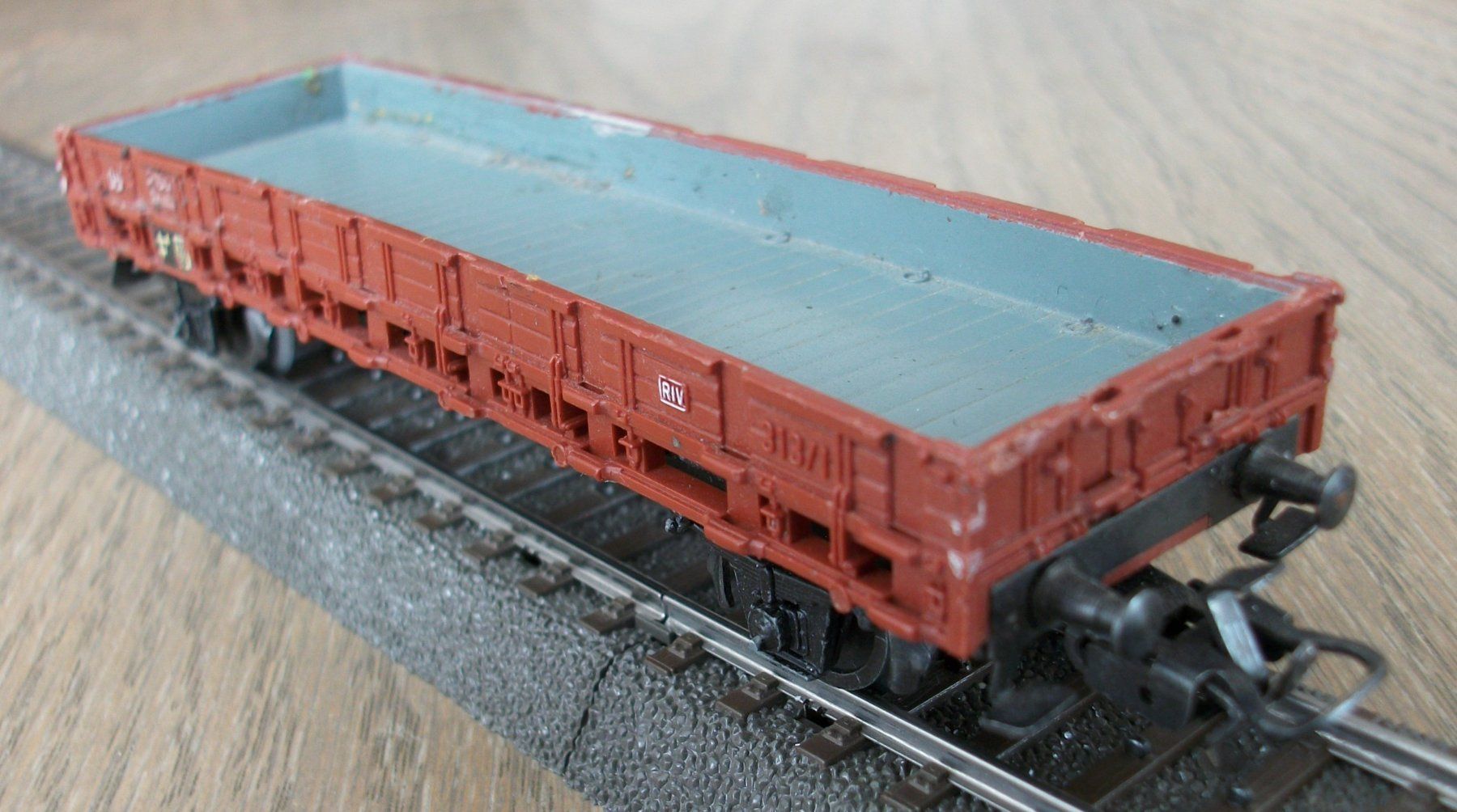 Märklin Modellini di ferrovie: Niederbordwagen der DB – Usato da St. Moritz venduto da Manu7500 1
