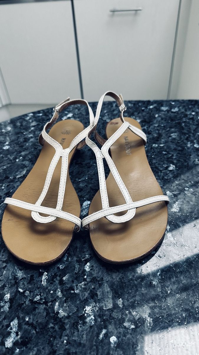 Navyboot Damenschuhe: Sandale Navyboot Gr.39 – Gebraucht aus Watt von Beautiful 3