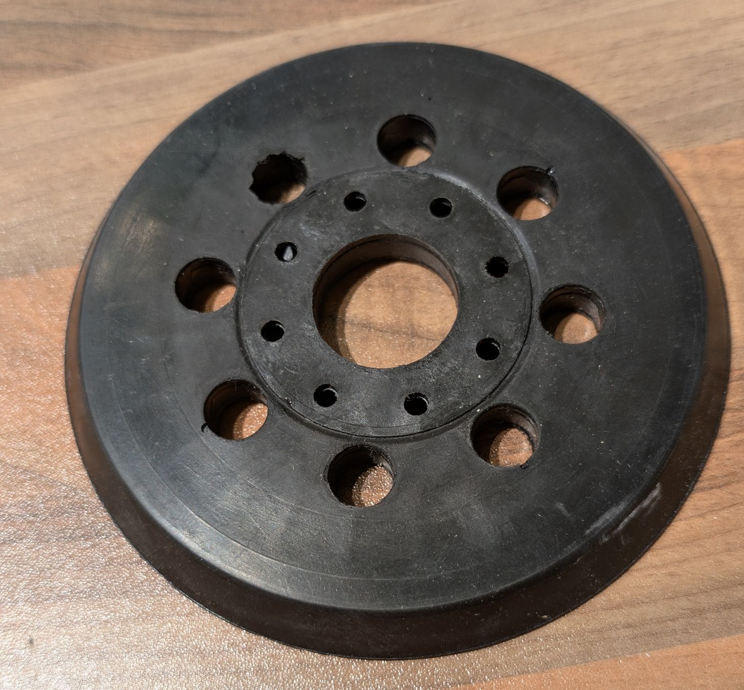 Bosch Schleifen & Polieren: Schleifteller Bosch PEX220A – Neu und originalverpackt aus Thalwil von Sags_durch_die_Blume 1