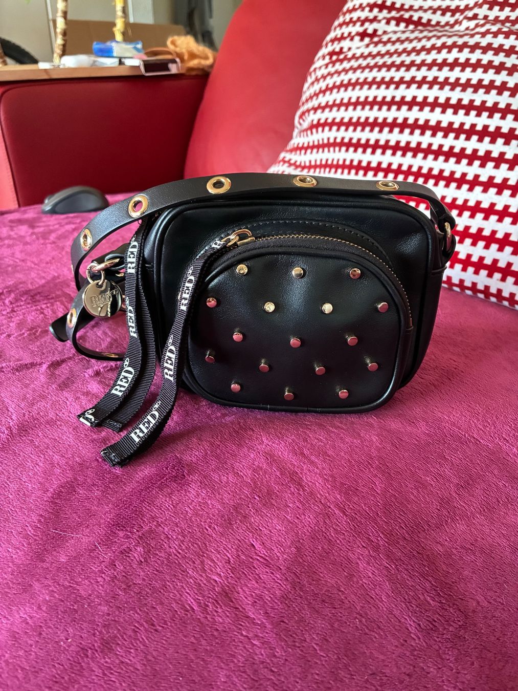 Valentino Borse da donna: RED Valentino Tasche – Usato da Laupen BE venduto da ole_l8gg