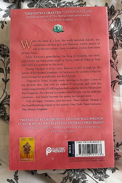 Bücher: These Infinite Threads – Neu und originalverpackt aus Glattpark(Opfikon) von aal_m5w5 1