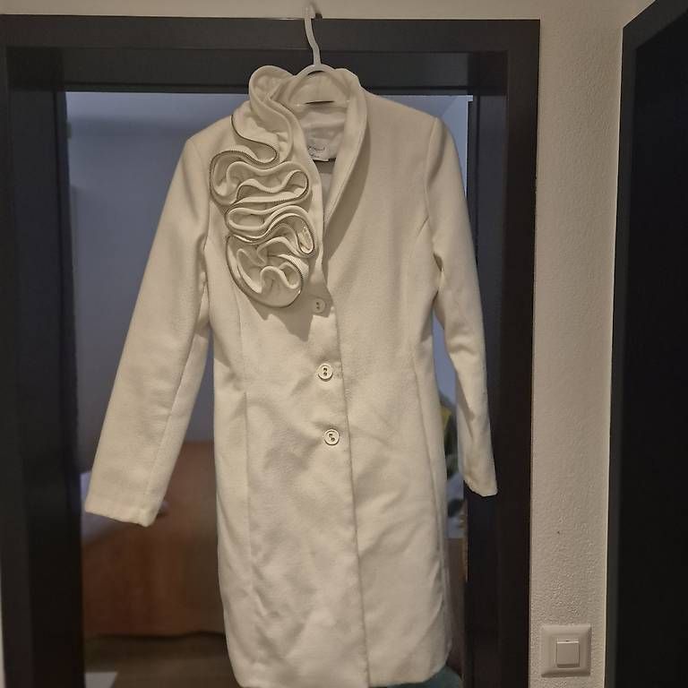 Cappotti: Mantello elegante bianco – Usato da Bellinzona venduto da pol_8nkm 1