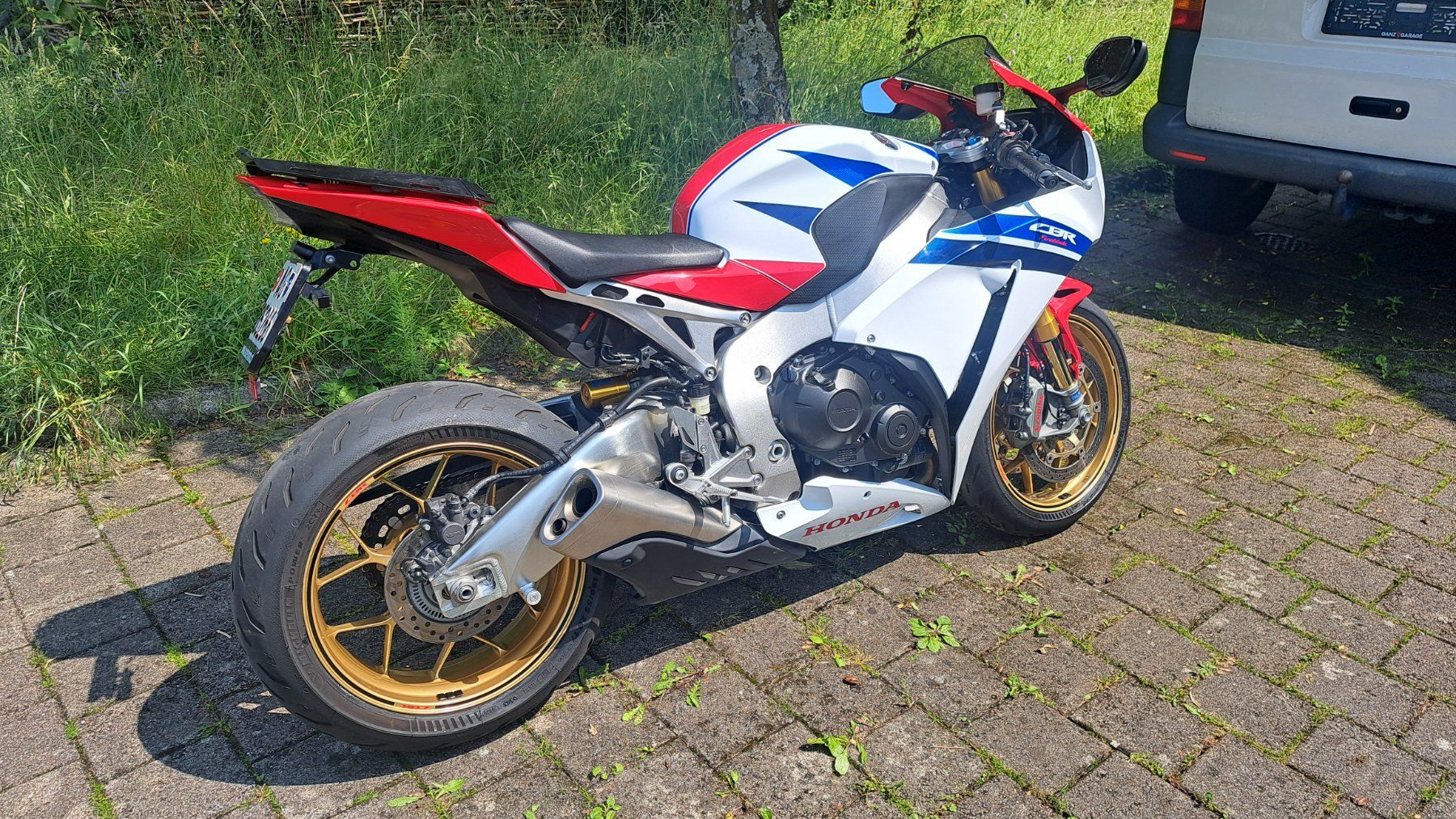 Honda Strada: HONDA CBR 1000 SA ABS – Usato da Suhr venduto da Ddgau 5