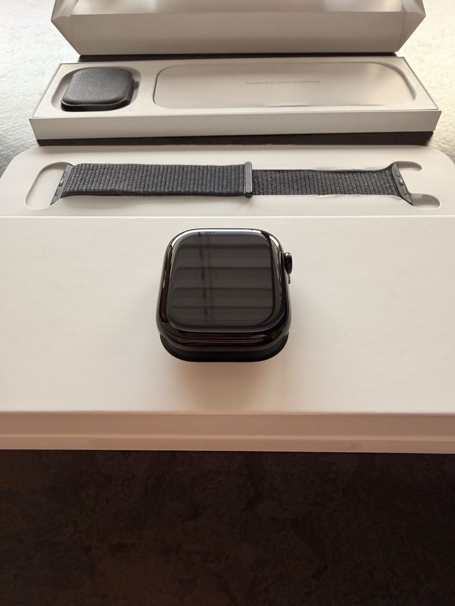 Apple Smartwatch: Apple Watch Series 10 46mm Jet Black – Nuovo (secondo la descrizione) da Weinfelden venduto da lor_ndm6 3