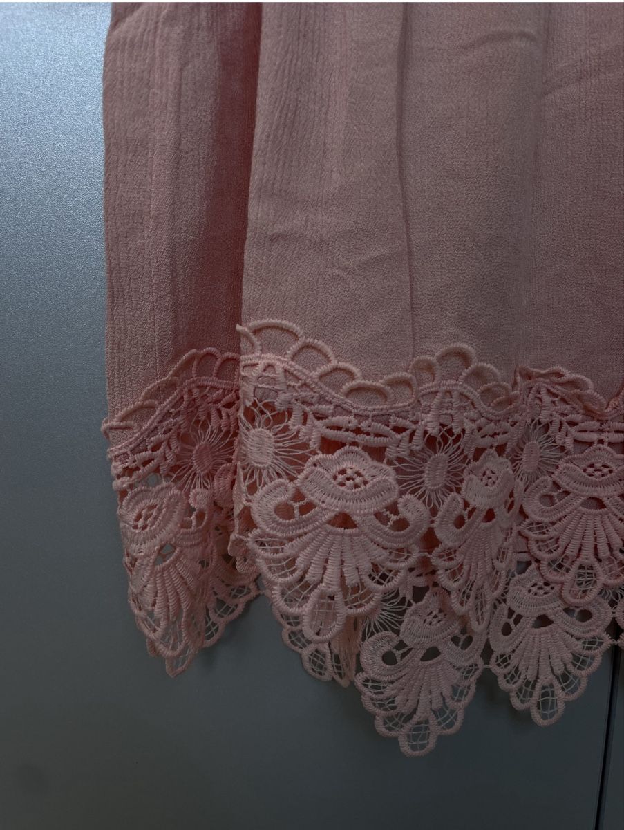 Blusen: Boho Chic: Pink Off-Shoulder Top with Lace Details – Neu (gemäss Beschreibung) aus Birmensdorf ZH von Samantha_07 1